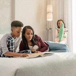 King Room Mobility or hearing accessible